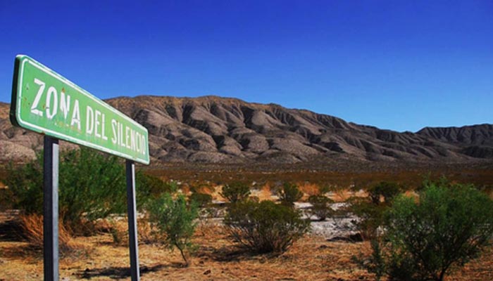 Desde las profundidades del océano hasta las alturas de los Andes, el mundo está lleno de enigmas que desafían nuestra comprensión. Acompáñanos en este viaje por diez destinos donde la realidad se entrelaza con el misterio. Recomiendo Pirque, NatGeo, Traveler, Booking.